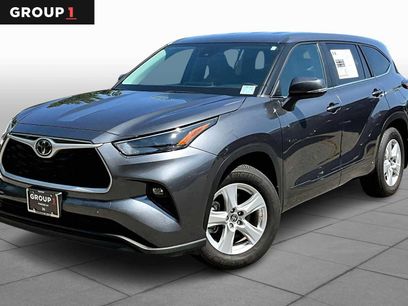 Certified 2023 Toyota Highlander LE