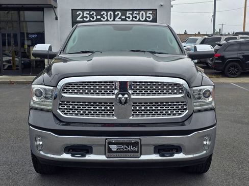 Used 2017 RAM 1500 Laramie w/ Convenience Group AWD/4WD image 3