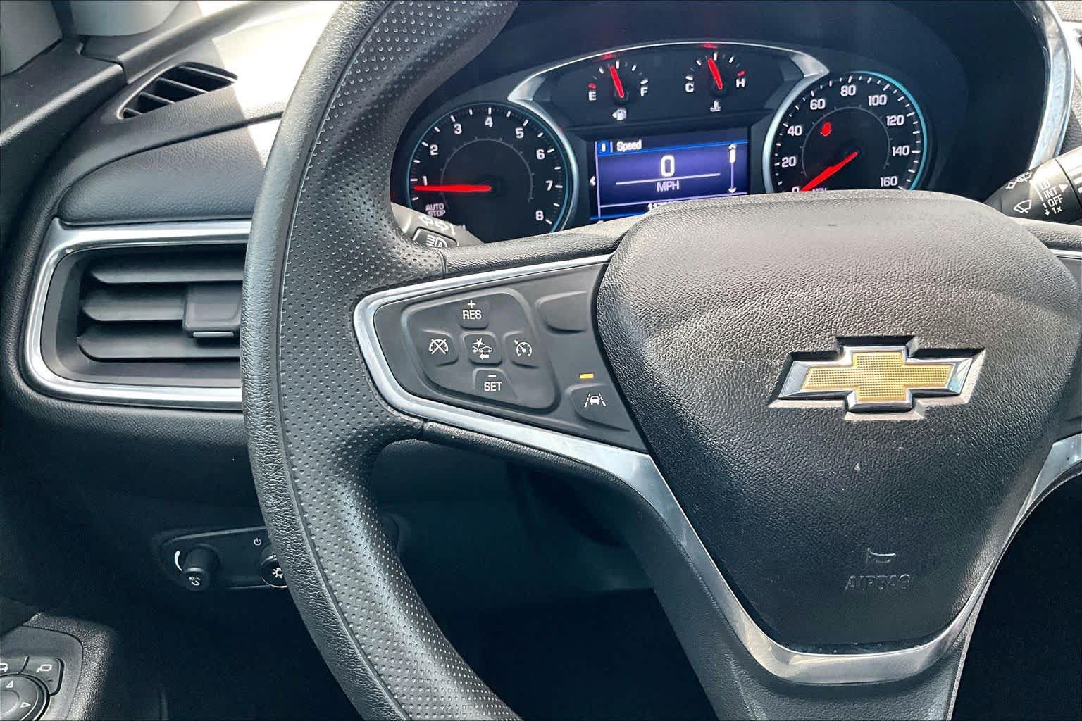 Used 2020 Chevrolet Equinox LT FWD image 23