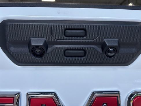 Used 2025 GMC Sierra 2500 AT4 w/ AT4 Preferred Package image 7