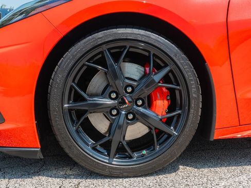Used 2021 Chevrolet Corvette Stingray Preferred Cpe w/ Z51 Performance Package RWD image 12