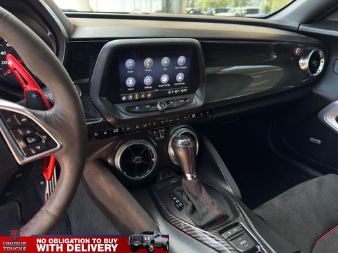 Used 2021 Chevrolet Camaro ZL1 RWD image 18