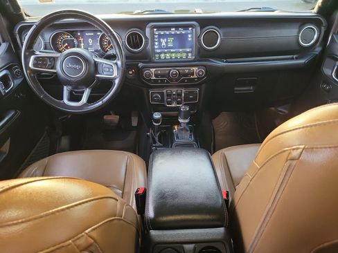 Used 2021 Jeep Gladiator Overland w/ Popular Equipment Package image 12