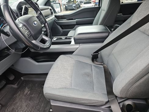 Used 2022 Ford F150 XLT w/ Equipment Group 301A Mid image 4