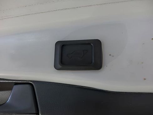 Used 2023 Toyota RAV4 XLE w/ Convenience Package AWD/4WD image 26