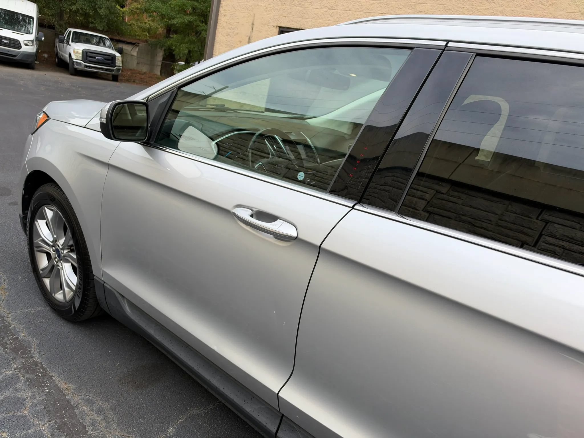 Used 2019 Ford Edge Titanium FWD image 41
