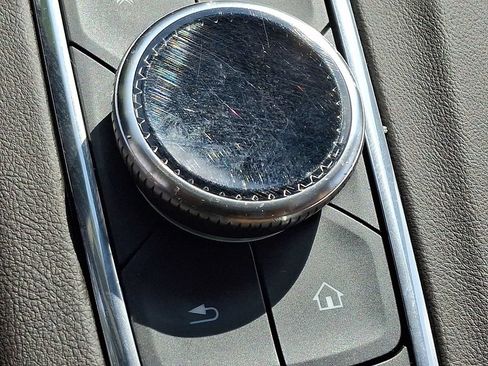 Used 2023 Cadillac Escalade ESV Premium Luxury w/ Performance Package AWD/4WD image 26
