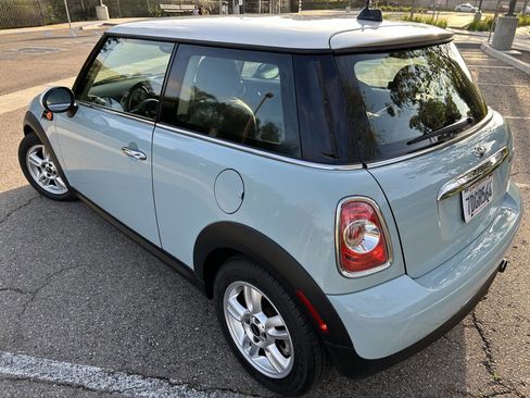 Used 2013 MINI Cooper Hardtop FWD image 3