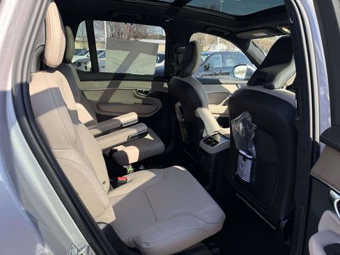 New 2026 Volvo XC90 T8 Ultra w/ Lounge Package image 12