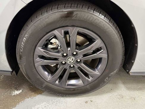 Certified 2026 Toyota Sienna XSE AWD/4WD image 10