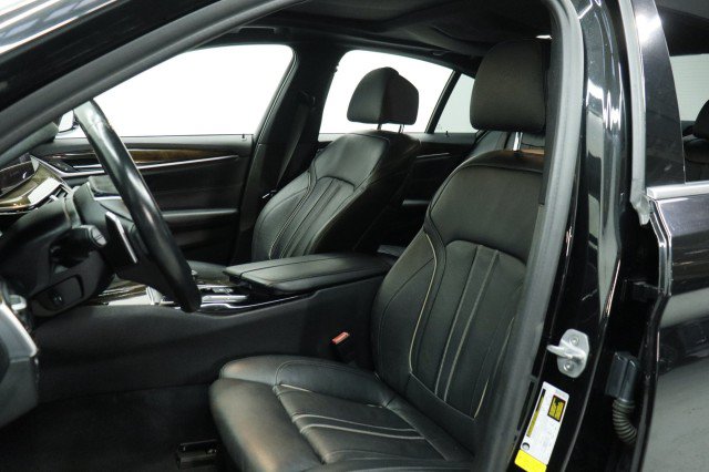 Used 2019 BMW 540i RWD image 8