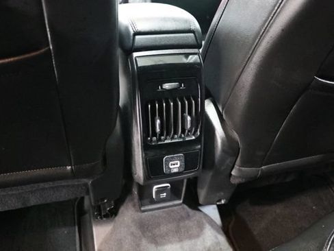 Used 2023 Jeep Compass Limited w/ Sun and Sound Group AWD/4WD image 33