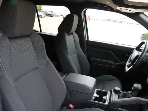 Used 2025 Toyota 4Runner SR5 image 16