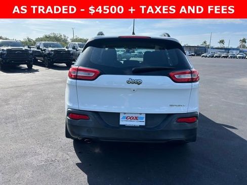 Used 2015 Jeep Cherokee Sport w/ Sport Appearance Group FWD image 5