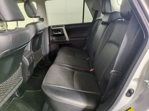 Used 2016 Toyota 4Runner SR5 AWD/4WD image 24