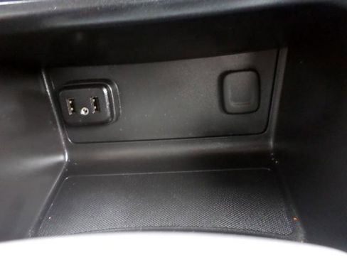 Used 2019 Chevrolet Colorado LT w/ LT Convenience Package image 11