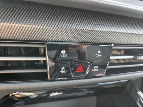 New 2026 Volkswagen GTI SE FWD image 25