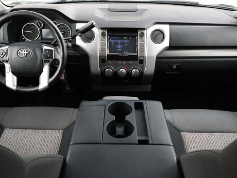 Used 2016 Toyota Tundra SR5 image 2