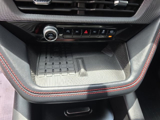 Used 2025 Ford Explorer ST AWD/4WD image 25