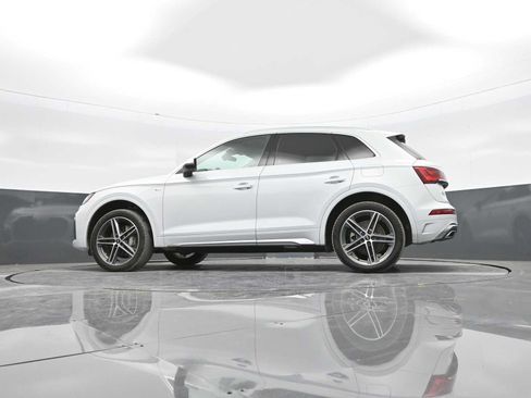 Used 2021 Audi Q5 e Premium Plus image 36