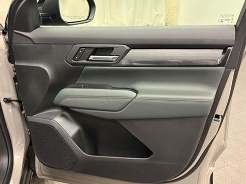 New 2026 GMC Terrain AT4 w/ Convenience Package III AWD/4WD image 17