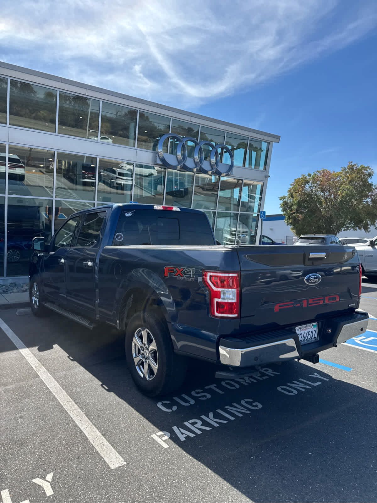 Used 2019 Ford F150 XLT w/ Equipment Group 302A Luxury AWD/4WD image 5