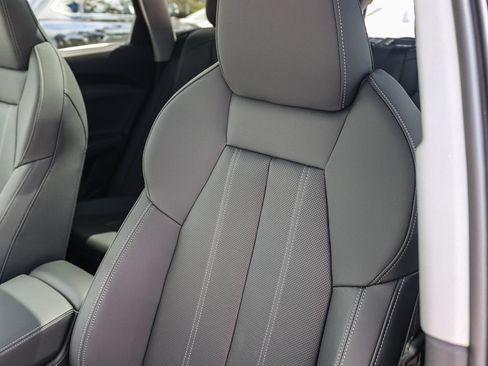 Certified 2025 Audi Q5 Premium Plus w/ Premium Plus AWD/4WD image 30