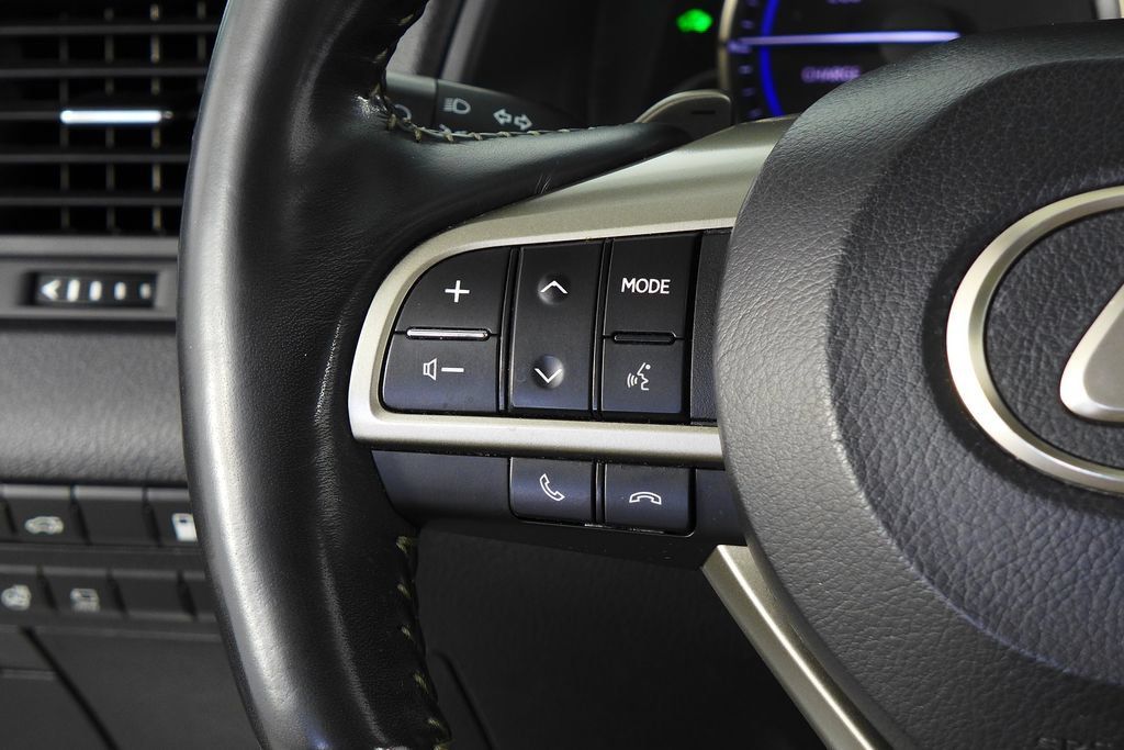 Used 2020 Lexus RX 450h AWD w/ Premium Package image 30