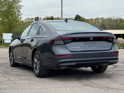 Used 2024 Honda Accord EX image 3