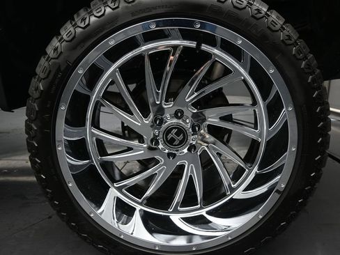 Used 2021 Chevrolet Silverado 1500 Custom image 10