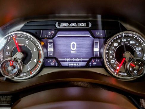 Used 2019 RAM 2500 Limited image 19