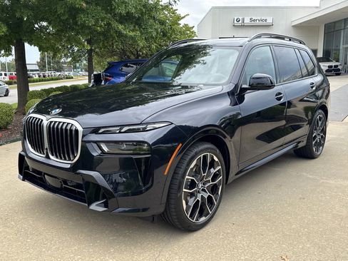 New 2026 BMW X7 xDrive40i w/ M Sport Package image 1