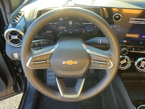 New 2026 Chevrolet Blazer EV LT image 18