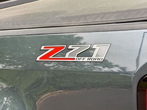 Used 2019 Chevrolet Colorado Z71 AWD/4WD image 25