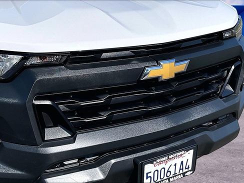 Used 2024 Chevrolet Colorado W/T AWD/4WD image 25
