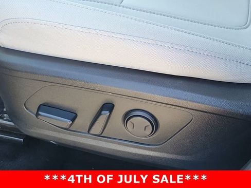 Used 2025 Hyundai Tucson SEL FWD image 21