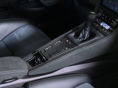 Used 2024 Porsche 718 Cayman GT4 RS image 21