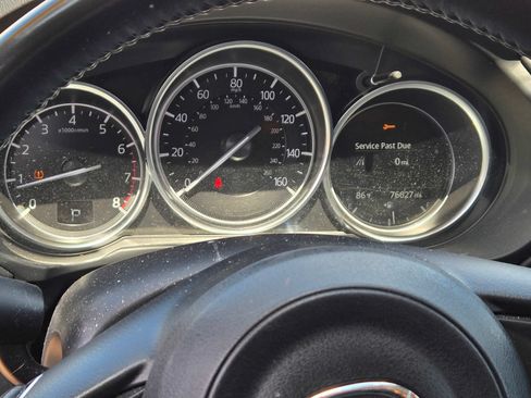 Used 2020 MAZDA CX-5 Touring FWD image 11