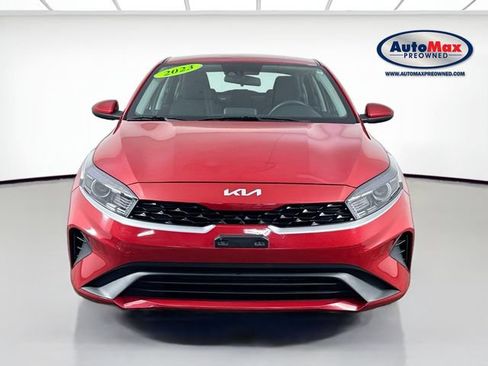 Used 2023 Kia Forte LXS FWD image 6