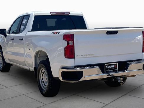 Used 2023 Chevrolet Silverado 1500 W/T w/ WT Value Package AWD/4WD image 12