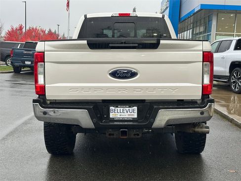 Used 2018 Ford F350 Lariat w/ Lariat Ultimate Package image 4