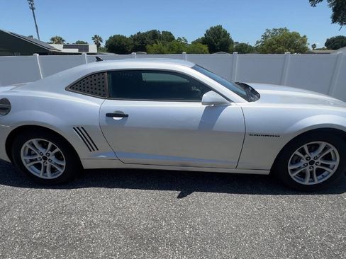 Used 2015 Chevrolet Camaro LS RWD image 4