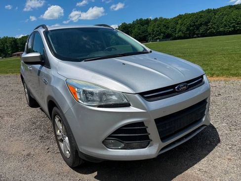 Used 2016 Ford Escape SE w/ Equipment Group 201A AWD/4WD image 6