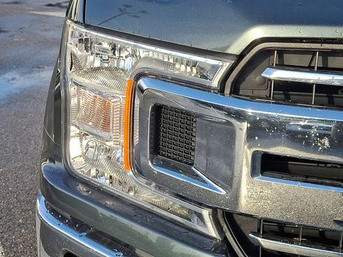 Certified 2018 Ford F150 XLT image 9