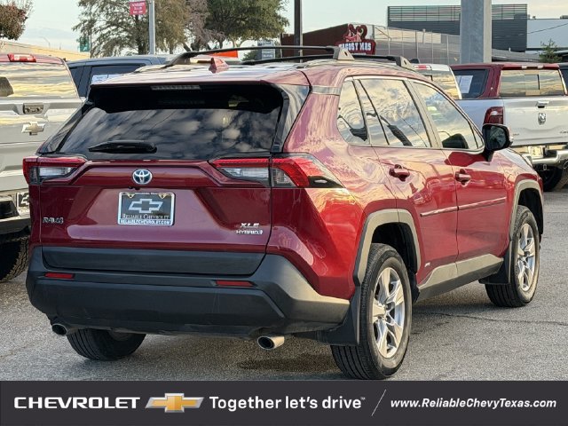 Used 2024 Toyota RAV4 XLE w/ Convenience Package AWD/4WD image 4