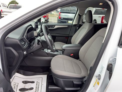 Used 2022 Ford Escape SE AWD/4WD image 17