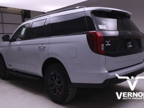 New 2026 Ford Expedition Tremor image 3