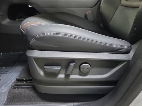 New 2026 Nissan Armada SL w/ Captain's Chari Seat Package AWD/4WD image 28