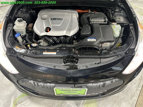 Used 2014 Hyundai Sonata Hybrid image 12