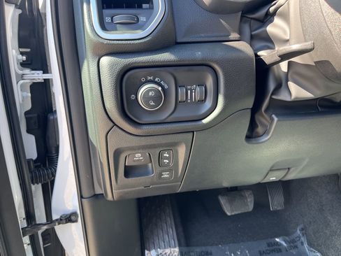 New 2026 RAM 1500 Big Horn AWD/4WD image 14